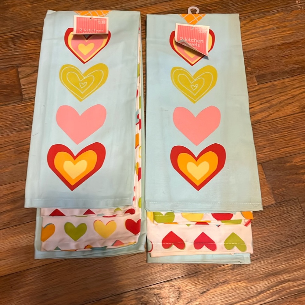 SET OF 2 . kitchen towels